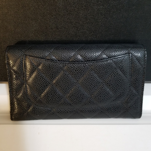 🆕️Chanel XL Caviar Flap Trifold Wallet - Picture 4 of 17